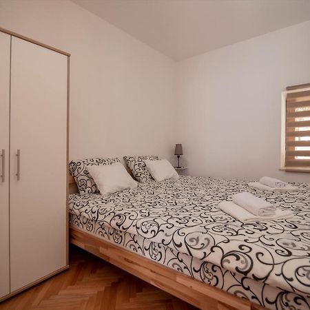 Apartman Nina Stari Grad 特雷比涅 外观 照片