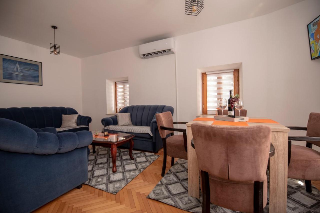 Apartman Nina Stari Grad 特雷比涅 外观 照片